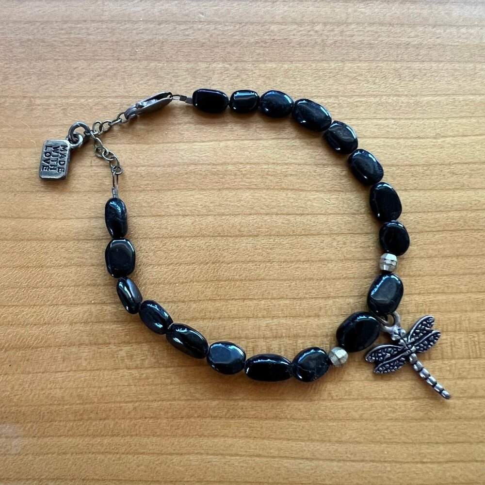 Onyx Bead and Dragonfly Charm Bracelet